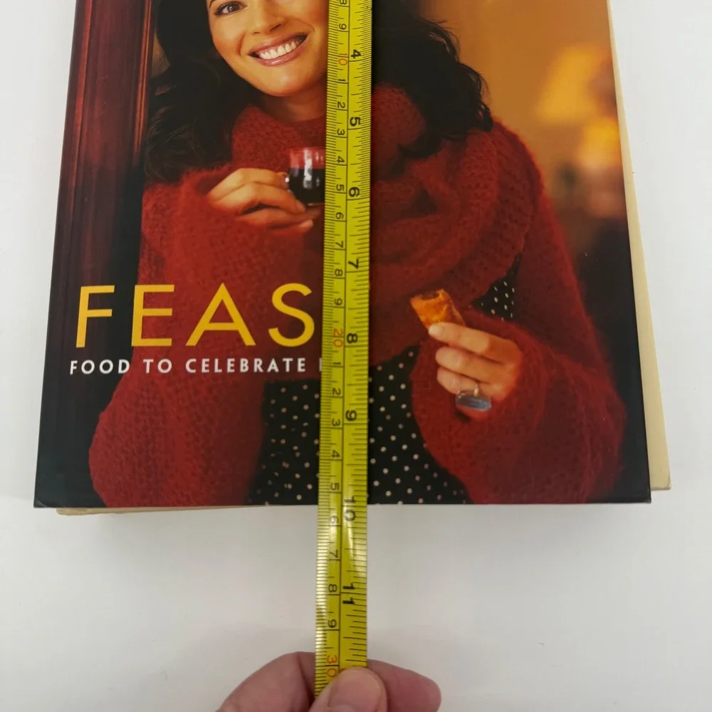 Nigella Lawson‎ Feast Food to Celebrate Life Cookbook Hardcover First Edition